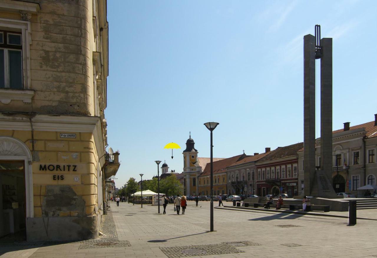 The Yellow Umbrella Studio Cluj-Napoca Exterior photo